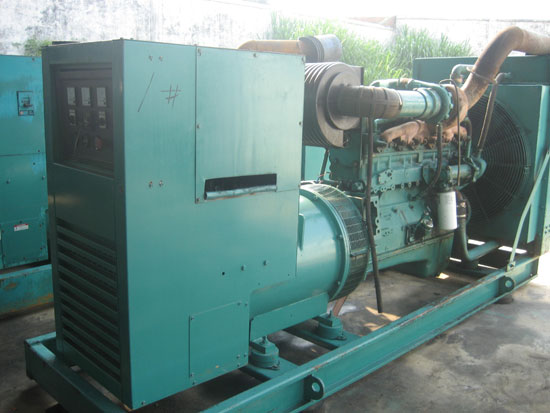 大丰镇租赁发电机- 发电机碳刷磨损的原因是什么