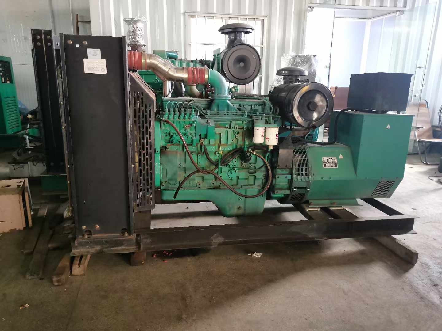 大丰镇发电机租赁如何确定电缆的承载电流是否在安全范围内？