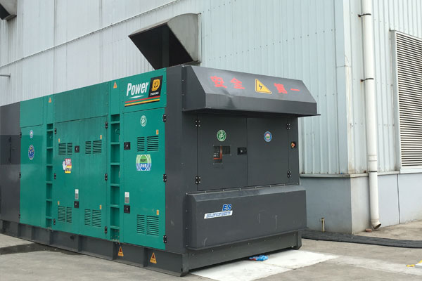 大丰镇燃油滤清器的更换流程是怎样的？