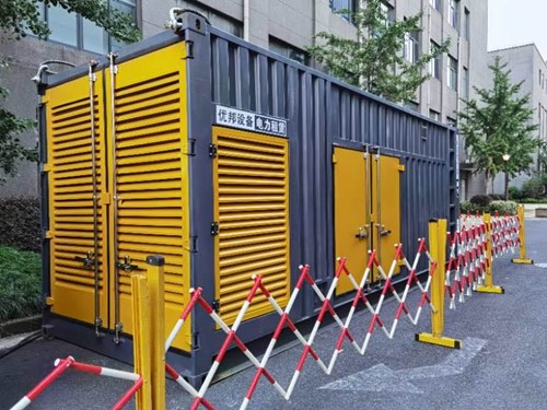 大丰镇如何使用转速表检查发动机的转速？