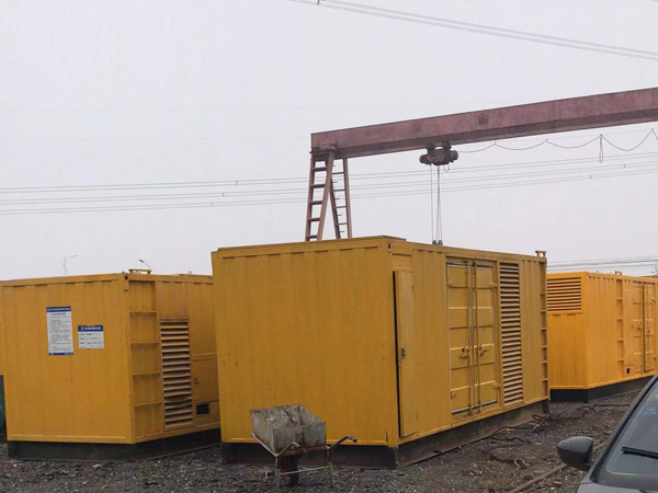 大丰镇100kw柴油发电机组每小时油耗？