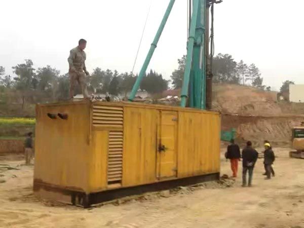 大丰镇如何判断水冷式机油散热器密封件是否需要更换？